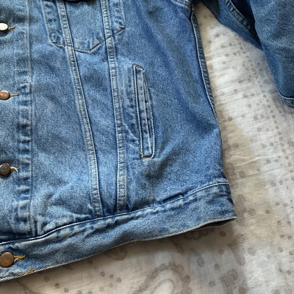 Vintage Disney Winnie The Pooh & Bee Embroidered Denim Jean Jacket Sz Large - Picture 7 of 11